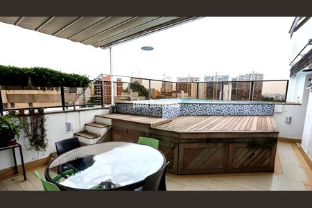 Apartamento para alugar com 226m², 3 quartos e 5 vagasCobertura