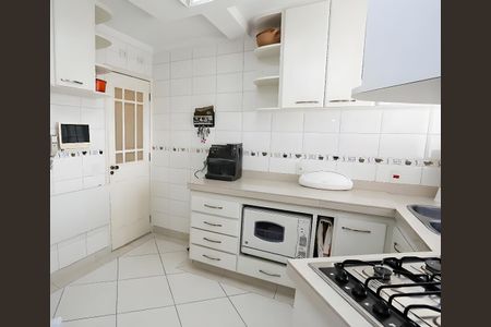 Apartamento para alugar com 226m², 3 quartos e 5 vagasCozinha