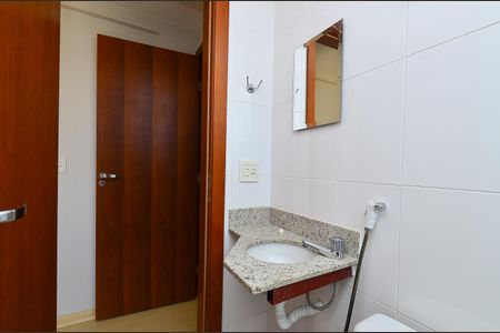 Apartamento à venda com 60m², 2 quartos e 2 vagas Apartamento à venda com 60m², 2 quartos e 2 vagasBanheiro Suite