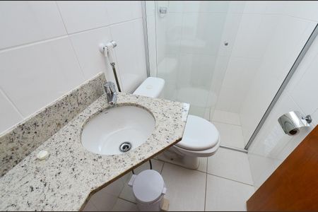 Apartamento à venda com 60m², 2 quartos e 2 vagas Apartamento à venda com 60m², 2 quartos e 2 vagasBanheiro Suite