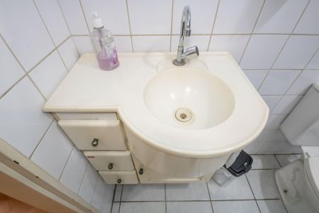 Apartamento à venda com 70m², 3 quartos e 1 vaga Apartamento à venda com 70m², 3 quartos e 1 vagaBanheiro 2