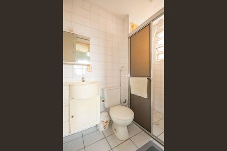 Apartamento à venda com 70m², 3 quartos e 1 vaga Apartamento à venda com 70m², 3 quartos e 1 vagaBanheiro da Suíte