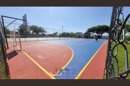 Casa de condomínio à venda com 255m², 3 quartos e 4 vagas