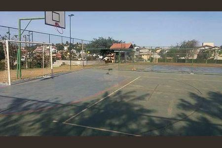 Casa de condomínio à venda com 255m², 3 quartos e 4 vagas