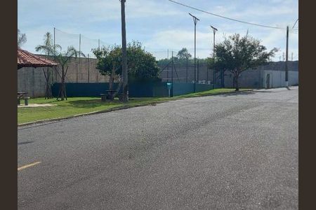 Casa de condomínio à venda com 255m², 3 quartos e 4 vagas