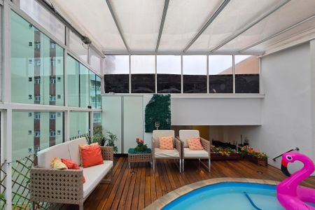 Apartamento à venda com 120m², 2 quartos e 2 vagas Apartamento à venda com 120m², 2 quartos e 2 vagasCobertura