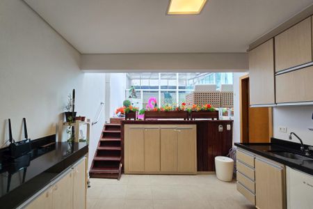 Apartamento à venda com 120m², 2 quartos e 2 vagas Apartamento à venda com 120m², 2 quartos e 2 vagasCobertura