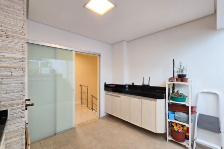 Apartamento à venda com 120m², 2 quartos e 2 vagas Apartamento à venda com 120m², 2 quartos e 2 vagasCobertura