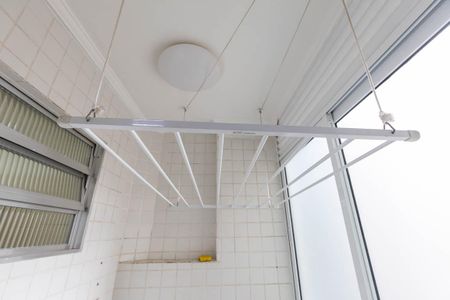 Apartamento para alugar com 73m², 2 quartos e sem vagaÁrea de Serviço