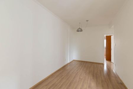 Apartamento para alugar com 73m², 2 quartos e sem vagaSala