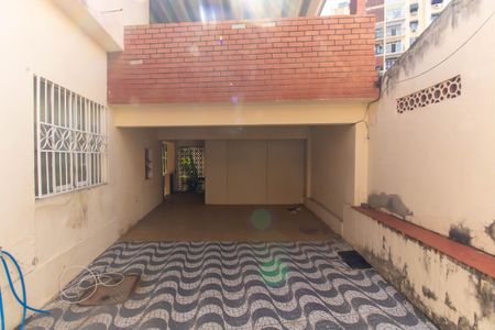 Casa à venda com 300m², 3 quartos e 2 vagasÁrea externa