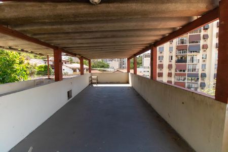 Casa à venda com 300m², 3 quartos e 2 vagasTerraço