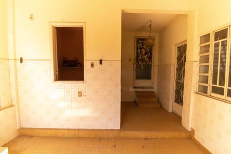 Casa à venda com 300m², 3 quartos e 2 vagasÁrea de Serviço