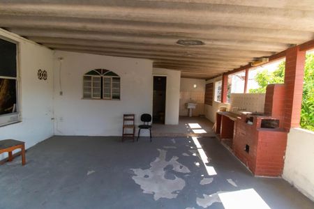 Casa à venda com 300m², 3 quartos e 2 vagasTerraço