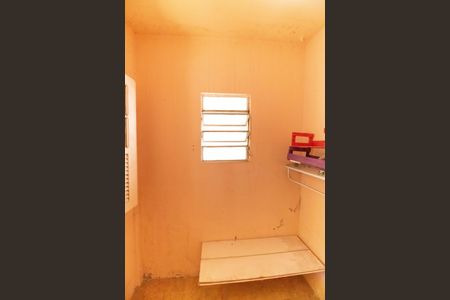 Casa à venda com 300m², 3 quartos e 2 vagasQuarto de Serviço