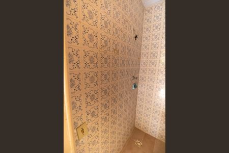 Casa à venda com 300m², 3 quartos e 2 vagasBanheiro de serviço