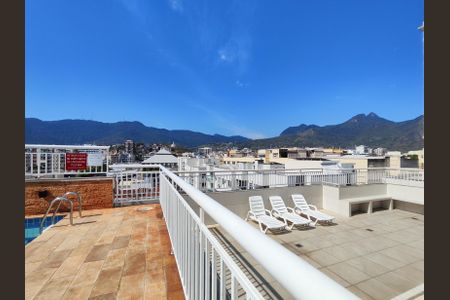 Apartamento para alugar com 90m², 1 quarto e 1 vagaÁrea comum - Piscina