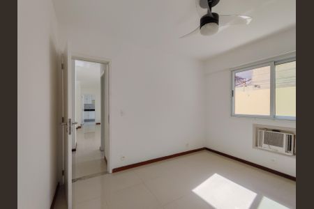 Apartamento para alugar com 90m², 1 quarto e 1 vagaQuarto