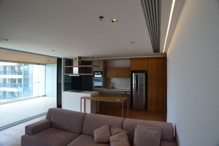 Apartamento à venda com 133m², 1 quarto e 2 vagasSala