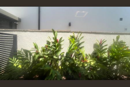 Casa de condomínio à venda com 210m², 3 quartos e 4 vagas Casa de condomínio à venda com 210m², 3 quartos e 4 vagasSala