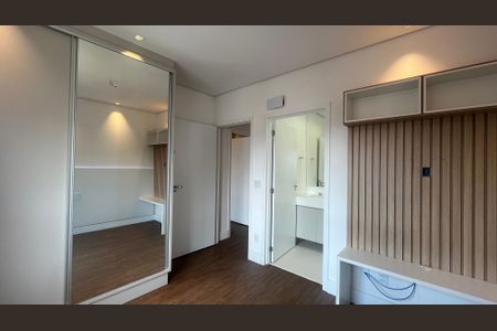 Casa de condomínio à venda com 210m², 3 quartos e 4 vagas Casa de condomínio à venda com 210m², 3 quartos e 4 vagasSuíte 3