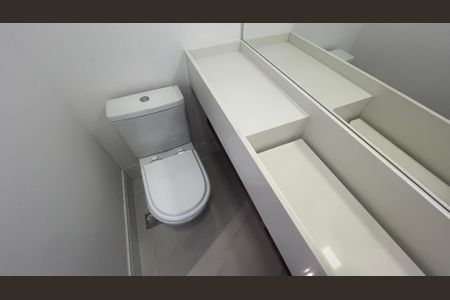 Casa de condomínio à venda com 210m², 3 quartos e 4 vagas Casa de condomínio à venda com 210m², 3 quartos e 4 vagasLavabo