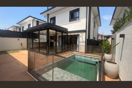 Casa de condomínio à venda com 210m², 3 quartos e 4 vagas Casa de condomínio à venda com 210m², 3 quartos e 4 vagasÁrea comum