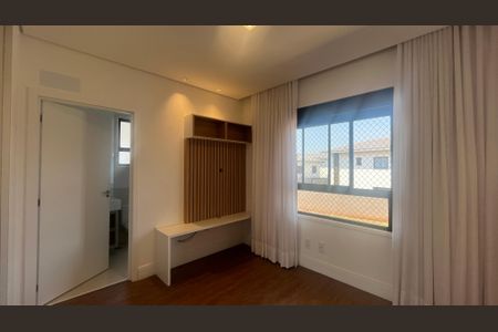 Casa de condomínio à venda com 210m², 3 quartos e 4 vagas Casa de condomínio à venda com 210m², 3 quartos e 4 vagasSuíte 1