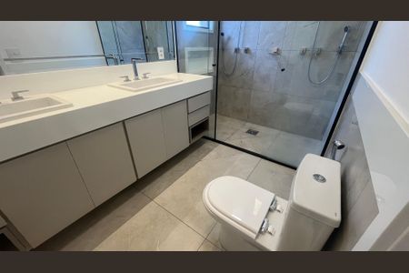 Casa de condomínio à venda com 210m², 3 quartos e 4 vagas Casa de condomínio à venda com 210m², 3 quartos e 4 vagasBanheiro da Suíte 2