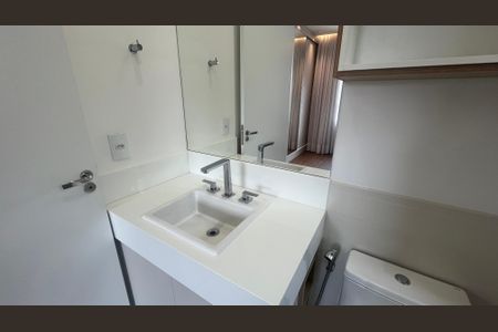 Casa de condomínio à venda com 210m², 3 quartos e 4 vagas Casa de condomínio à venda com 210m², 3 quartos e 4 vagasBanheiro da Suíte 3