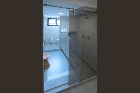 Apartamento para alugar com 3 quartos, 183m² em Vila Suzana, São Paulo