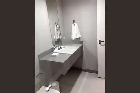 Apartamento para alugar com 3 quartos, 183m² em Vila Suzana, São Paulo