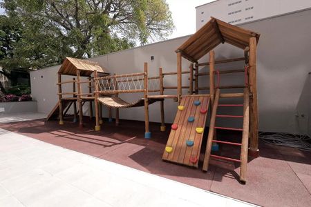 Apartamento à venda com 64m², 3 quartos e 2 vagas Apartamento à venda com 64m², 3 quartos e 2 vagasÁrea comum - Playground