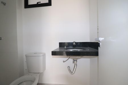 Apartamento à venda com 64m², 3 quartos e 2 vagasBanheiro Social