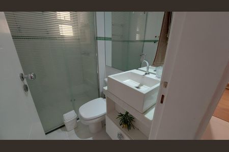 Apartamento à venda com 64m², 3 quartos e 1 vagaBANHEIRO