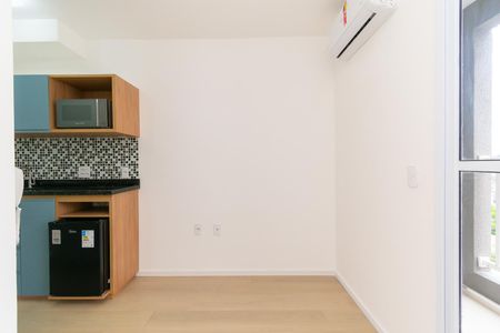 Studio de kitnet/studio para alugar com 1 quarto, 15m² em Vila Santa Clara, São Paulo
