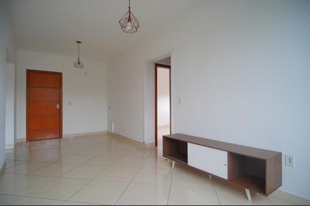 Sala de apartamento à venda com 2 quartos, 57m² em Morro do Espelho, São Leopoldo