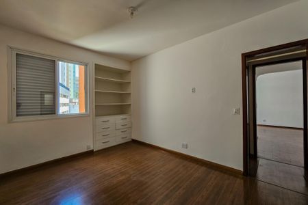 Apartamento à venda com 89m², 2 quartos e 1 vagaQuarto 2