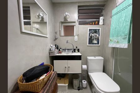 Apartamento à venda com 64m², 3 quartos e 2 vagasBanheiro