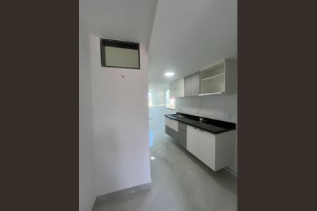 Foto 04 de apartamento à venda com 2 quartos, 45m² em Recreio dos Bandeirantes, Rio de Janeiro