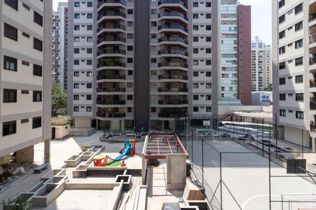 Apartamento à venda com 147m², 4 quartos e 2 vagas Apartamento à venda com 147m², 4 quartos e 2 vagasVista do Quarto 2