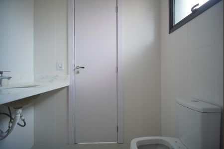 Apartamento à venda com 86m², 2 quartos e 2 vagasBanheiro da Suíte 1