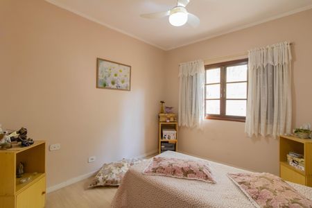 Casa à venda com 209m², 3 quartos e 2 vagasQuarto 2