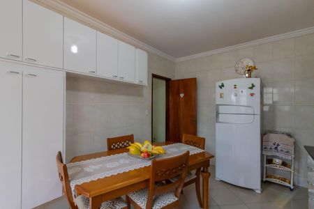 Casa à venda com 209m², 3 quartos e 2 vagasCozinha