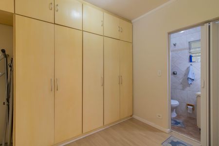 Casa à venda com 209m², 3 quartos e 2 vagasSuíte