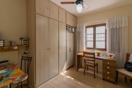 Casa à venda com 209m², 3 quartos e 2 vagasQuarto 1