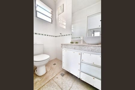 Apartamento à venda com 210m², 4 quartos e 2 vagasLavabo