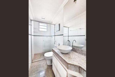 Apartamento à venda com 210m², 4 quartos e 2 vagasBanheiro