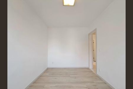 Apartamento para alugar com 210m², 4 quartos e 2 vagas Apartamento para alugar com 210m², 4 quartos e 2 vagasQuarto