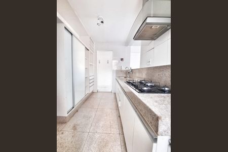 Apartamento à venda com 210m², 4 quartos e 2 vagasCozinha